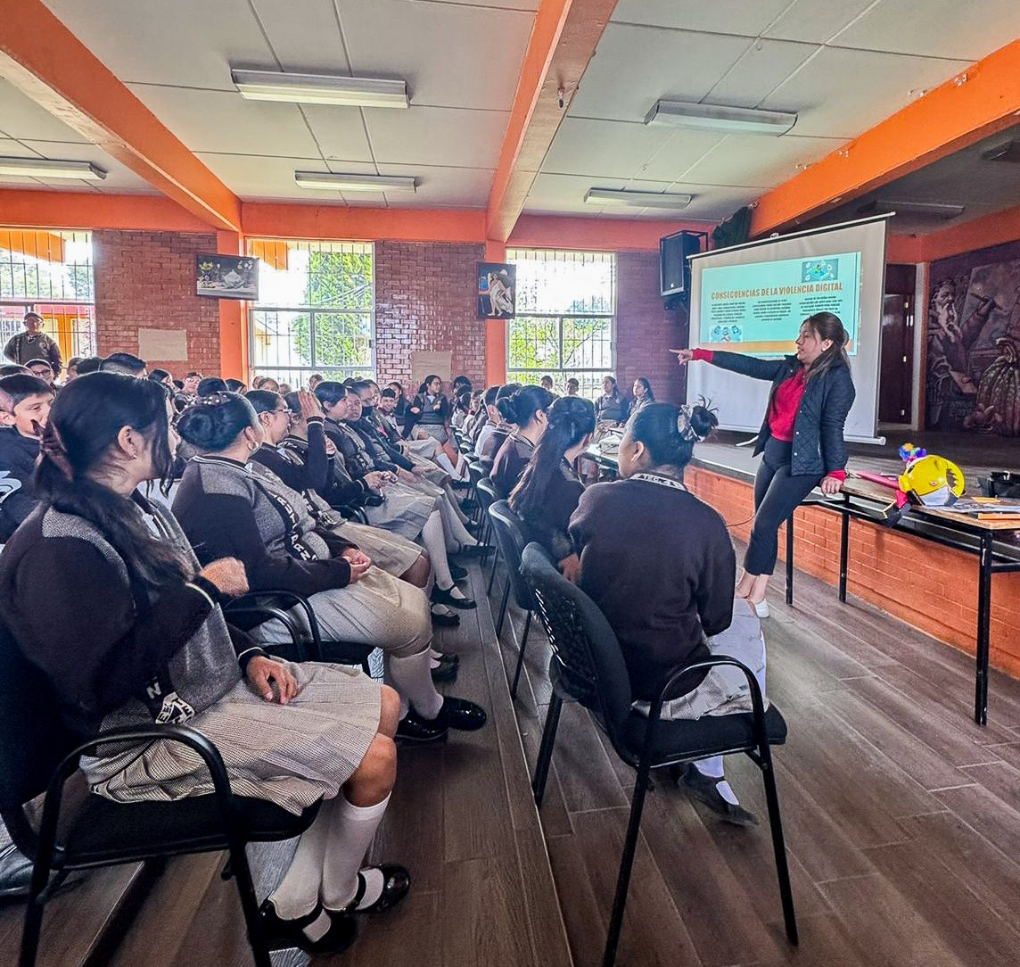 Con atención psicológica, también nos acercamos a estudiantes de Chiautempan: Blanca Angulo